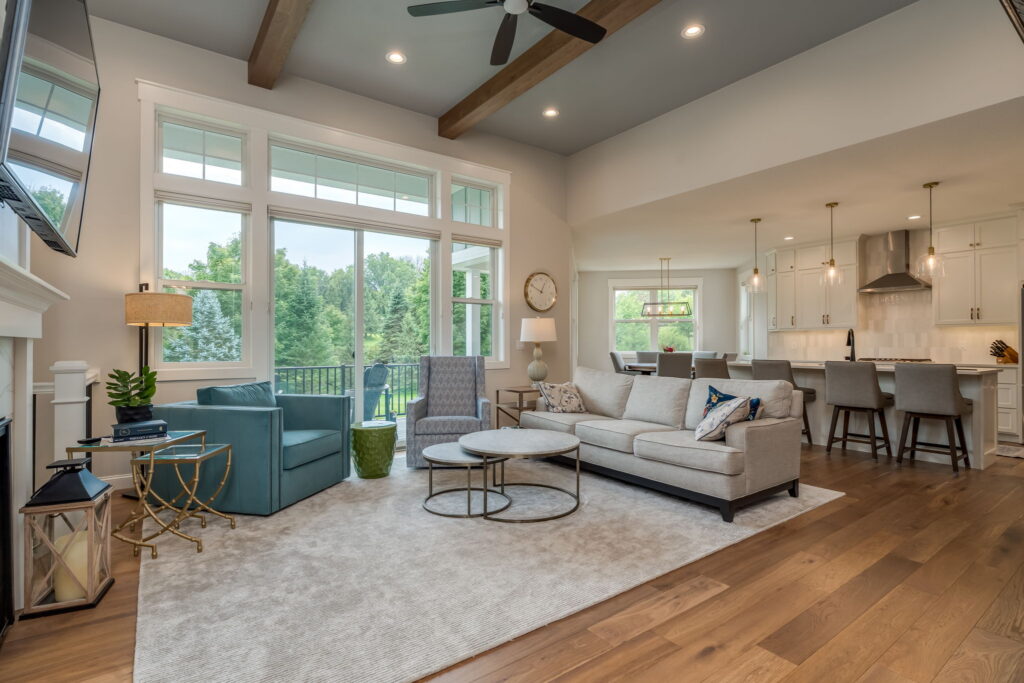 10-web-or-mls-1005-applewood-ct